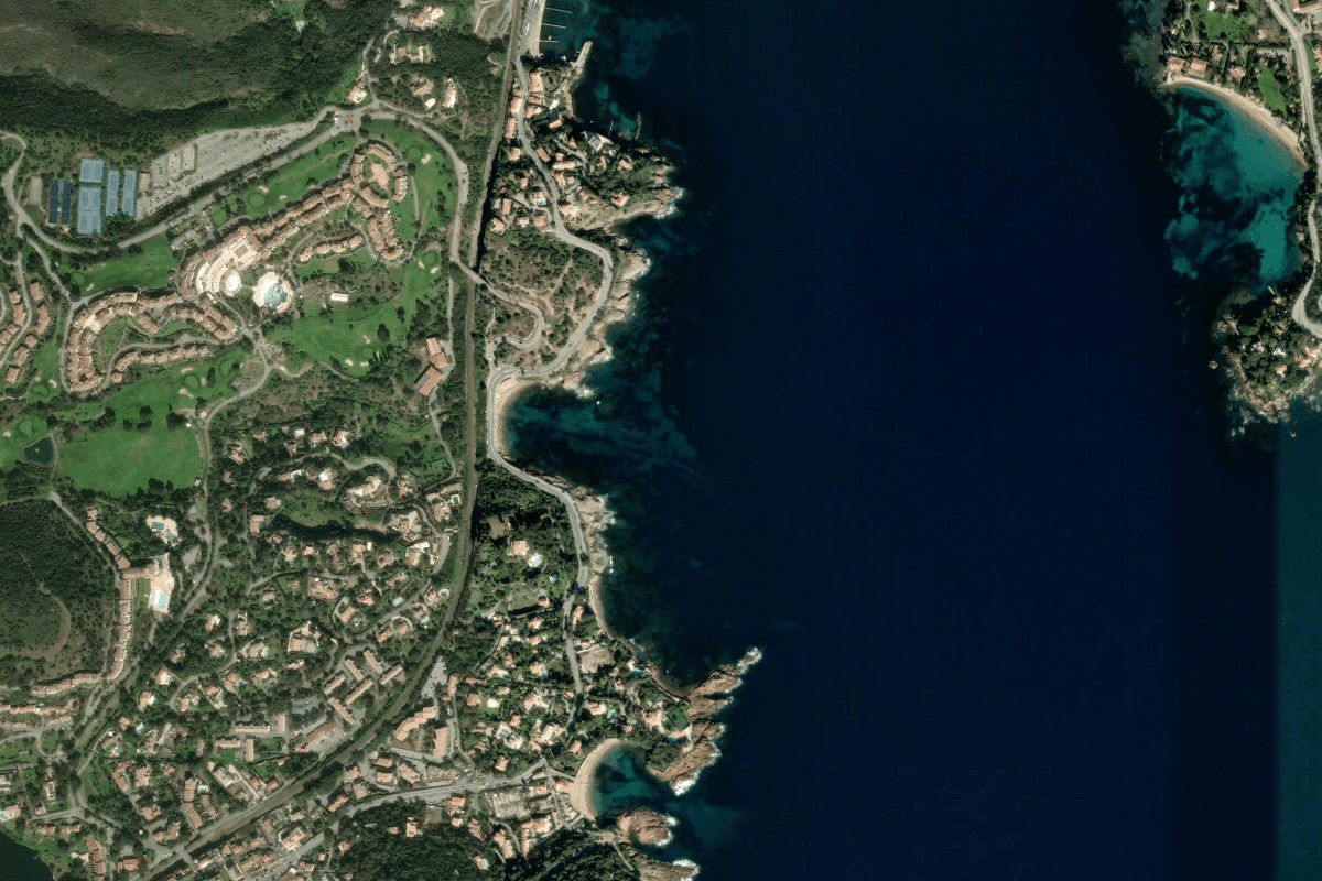 Rade d'Agay - Photo 1
